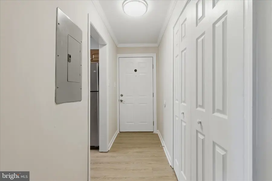 3334 Spring Ln #b-46, Falls Church, VA 22041 - #3