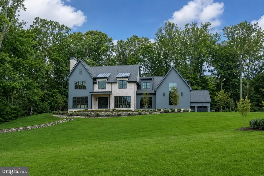 796 Falls Farm Ct, Great Falls, VA 22066 - #2