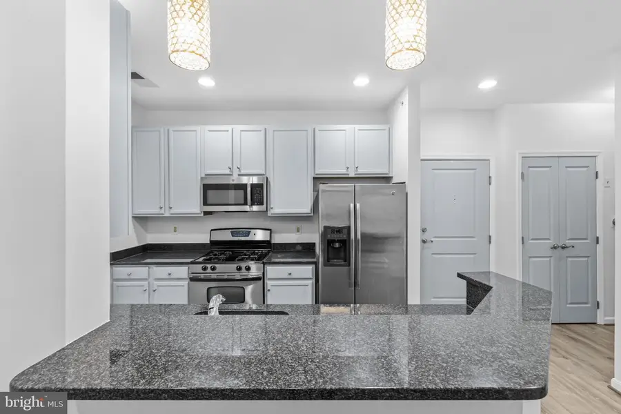 2655 Prosperity Ave #415, Fairfax, VA 22031 - #2