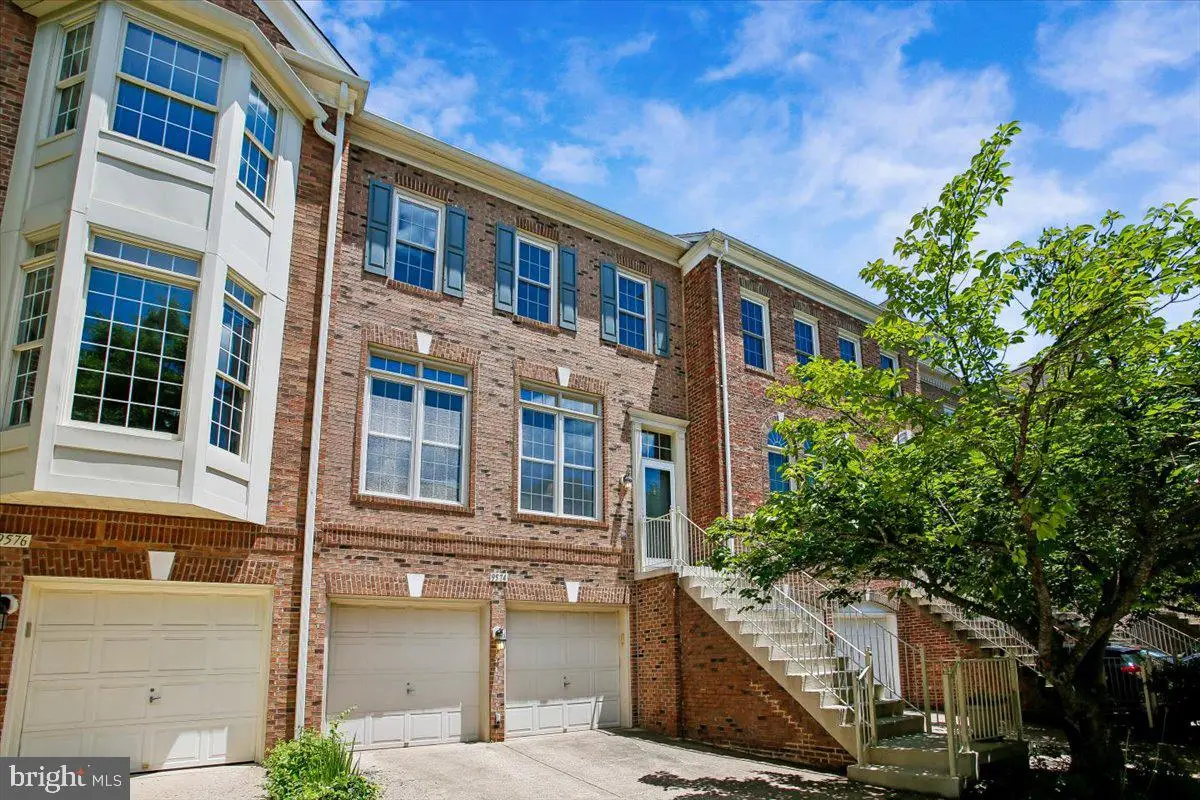 9574 Lagersfield Cir, Vienna, VA 22181 - #1