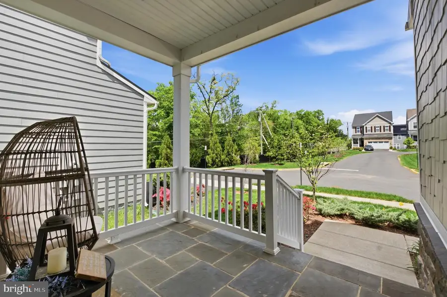 4645 Wood Glen Rd, Fairfax, VA 22032 - #3