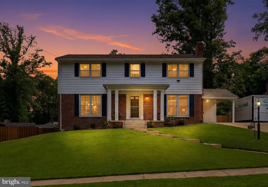 7521 Dolce Dr, Annandale, VA 22003 - #2