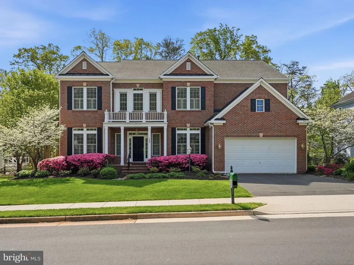 7805 Rose Garden Ln, Springfield, VA 22153 - #1
