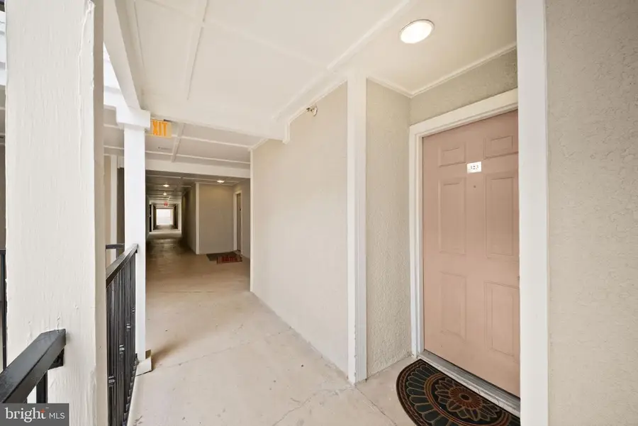 1504 Lincoln Way #323, McLean, VA 22102 - #3