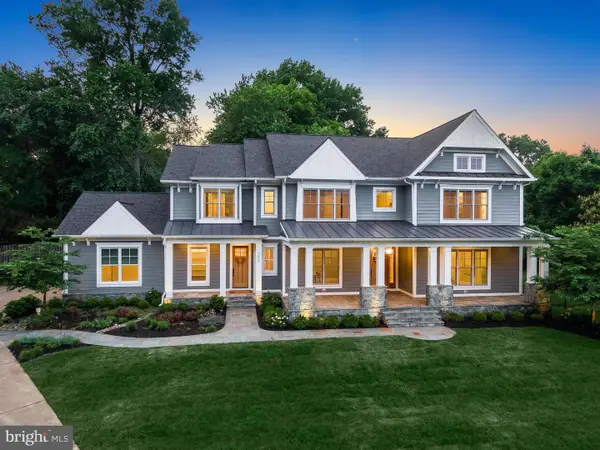7820 Calpurnia Ct, MCLEAN, VA 22102