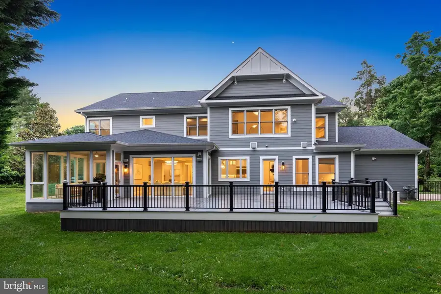 7820 Calpurnia Ct, McLean, VA 22102 - #3