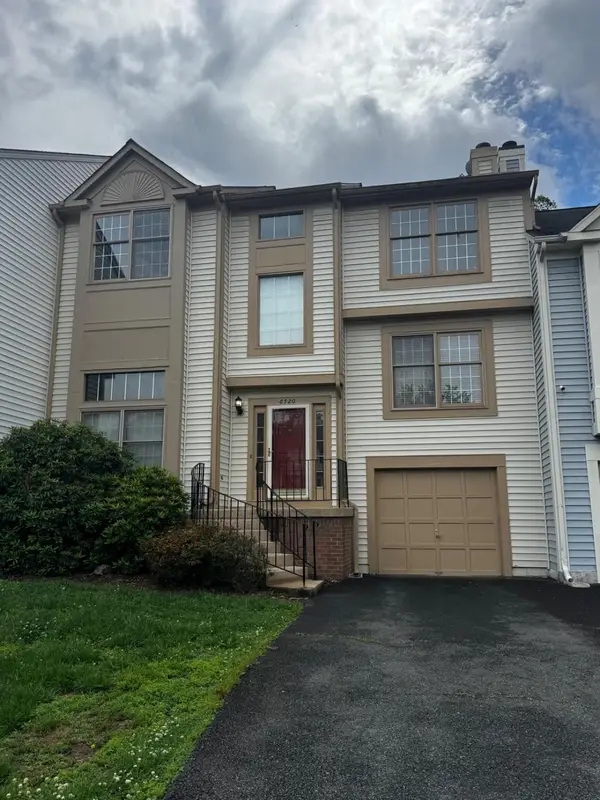 6520 Palisades Dr #, CENTREVILLE, VA 20121