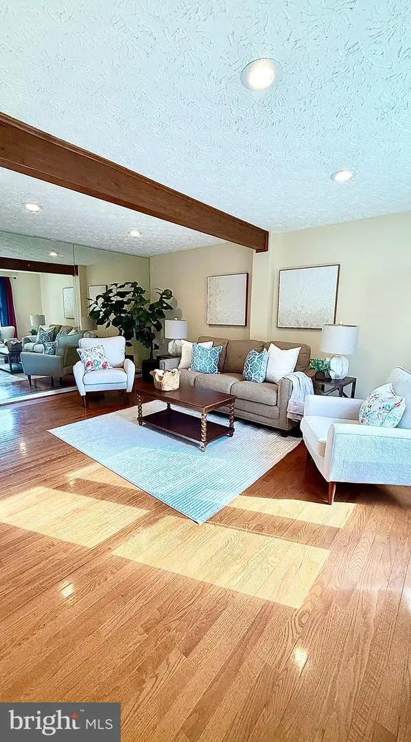 5579 Glasgow Woods Ct, Fairfax, VA 22032 - #3