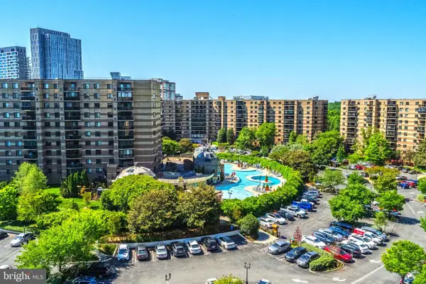 8380 Greensboro Dr #1017, MCLEAN, VA 22102