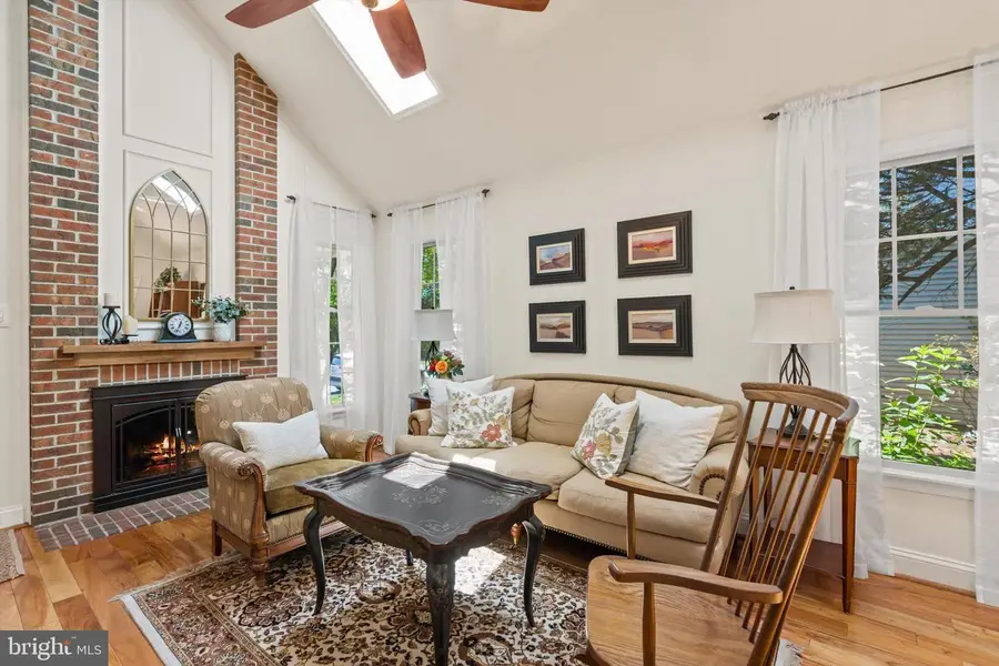 3203 Kinross Cir, Herndon, VA 20171 - #3