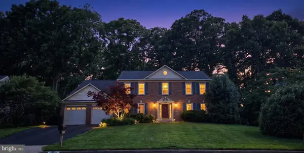 8722 Foxhall Ter, FAIRFAX STATION, VA 22039