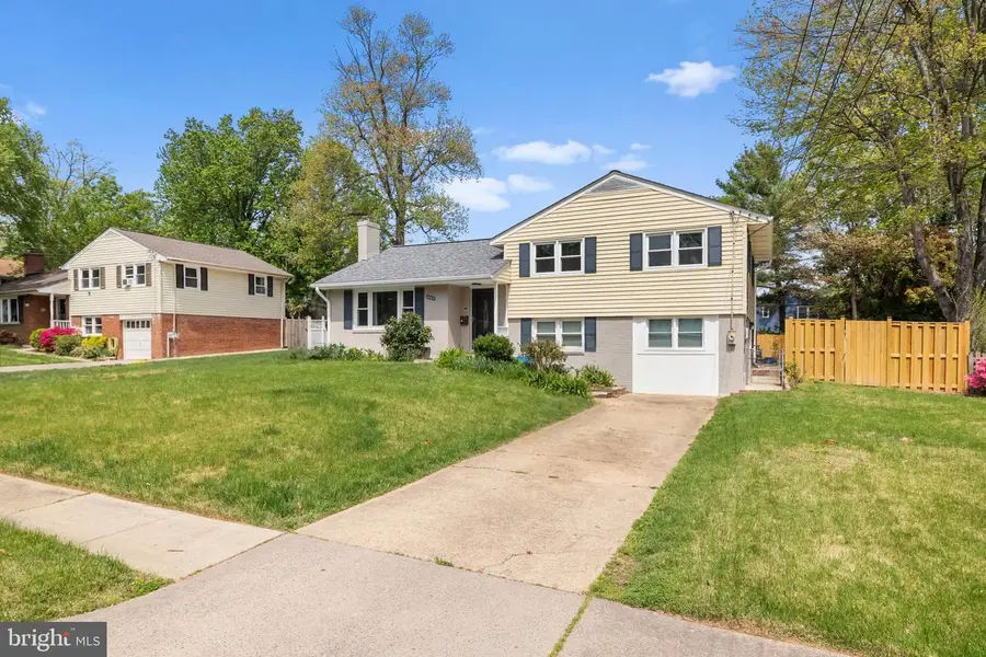 7402 Dunston St, Springfield, VA 22151 - #2