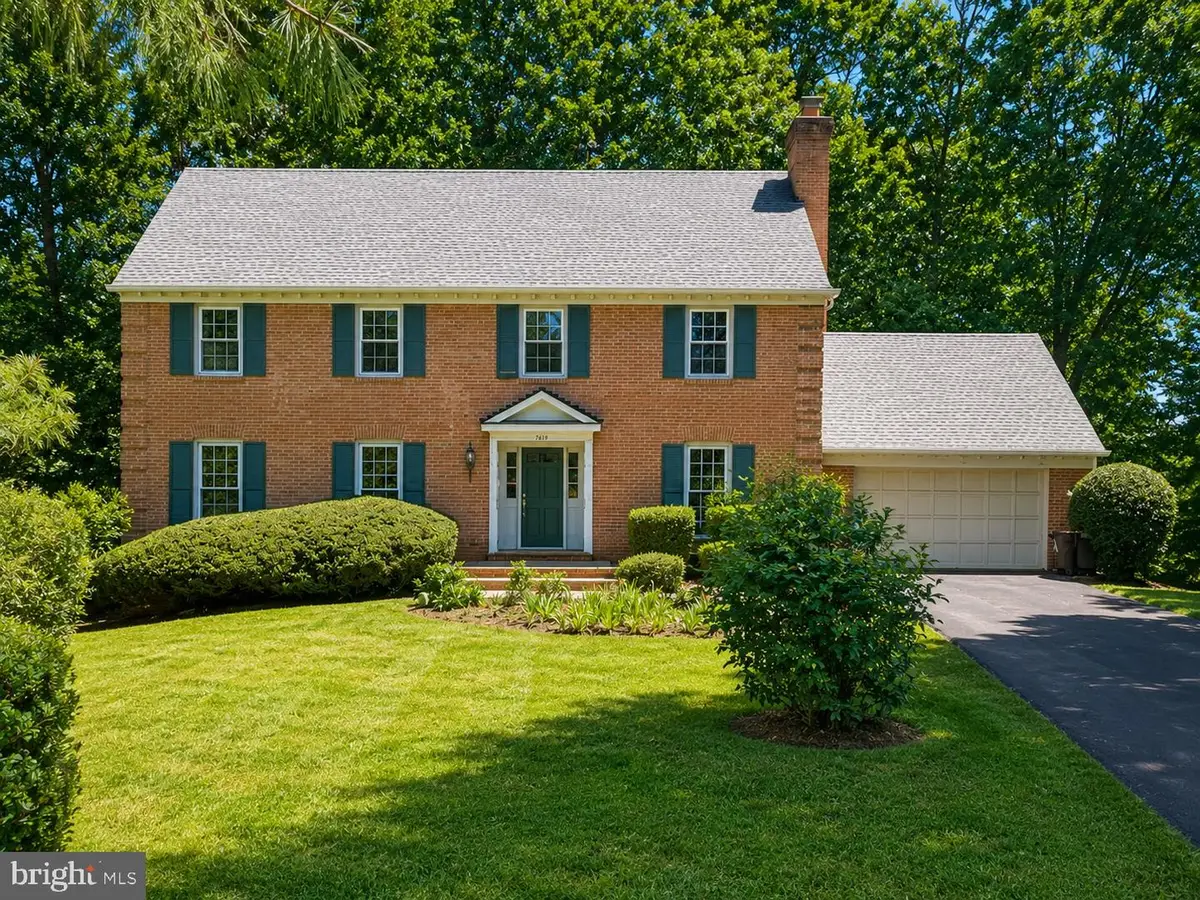 7619 Huntmaster Ln, McLean, VA 22102 - #1