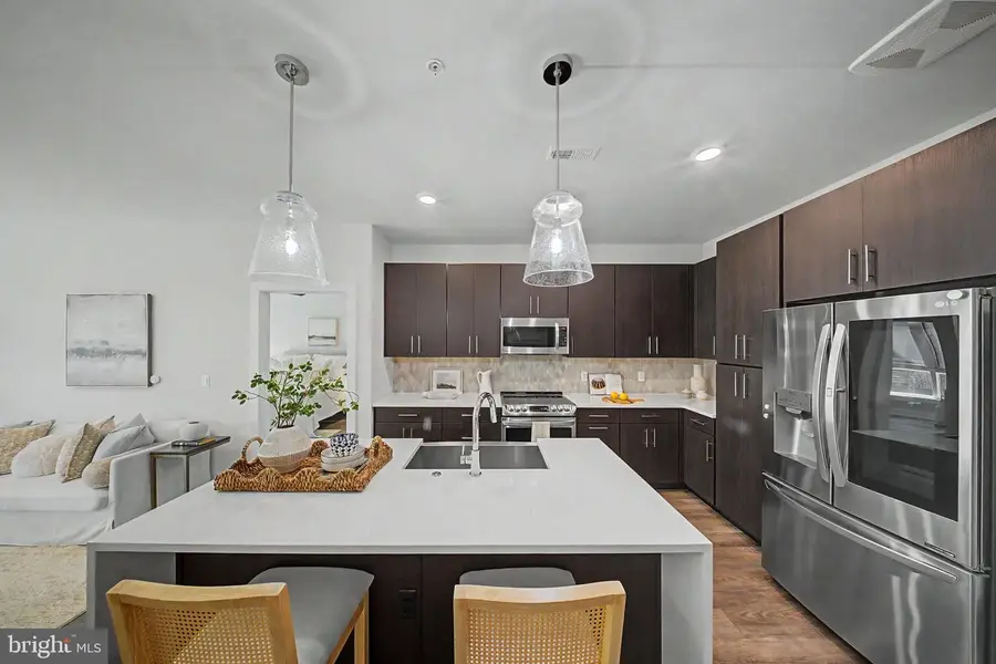 1761 Old Meadow Rd #220, McLean, VA 22102 - #2