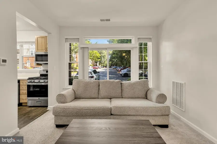 4210-c Mozart Brigade Ln #4210-c, Fairfax, VA 22033 - #2