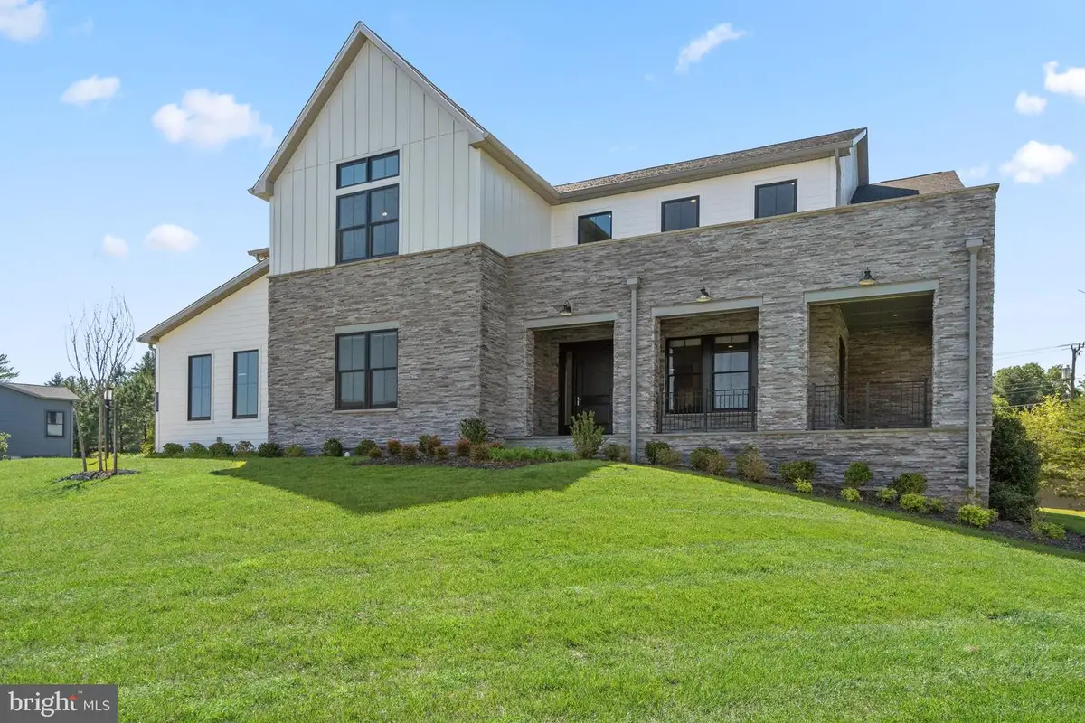 1350 Tate Modern Ln, Great Falls, VA 22066 - #1