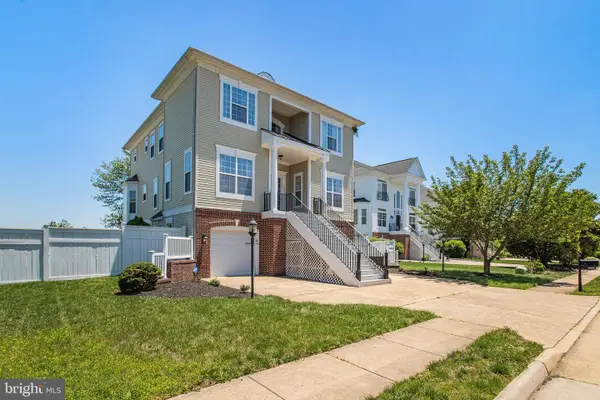 9205 Haines Dr, LORTON, VA 22079