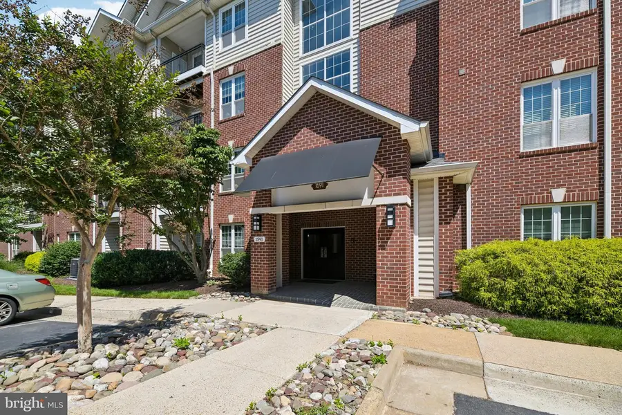 1591 Spring Gate Dr #3311, McLean, VA 22102 - #2