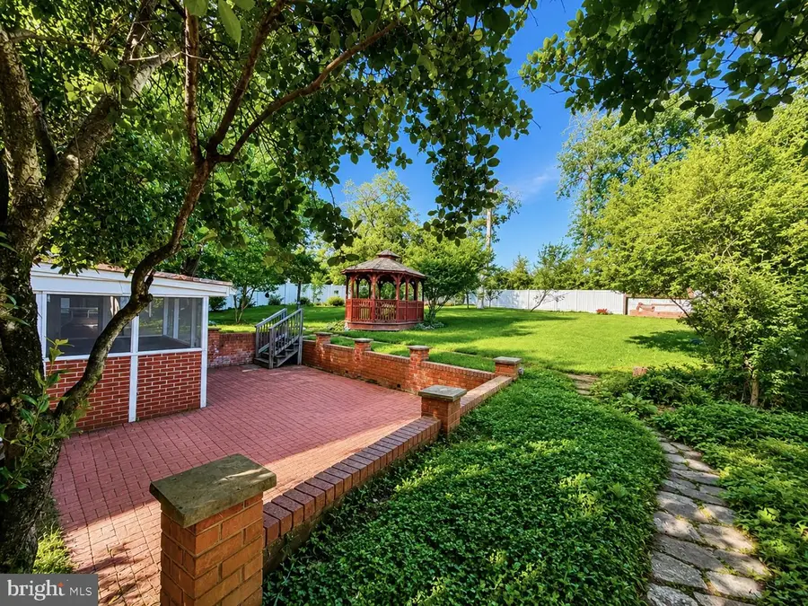4003 Whispering Ln, Annandale, VA 22003 - #3