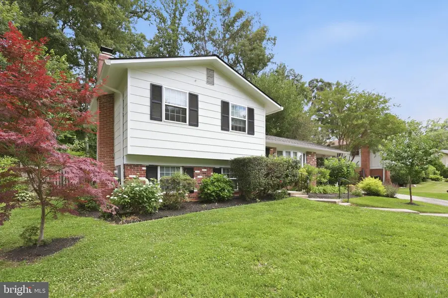 10926 Roma St, Fairfax, VA 22030 - #3