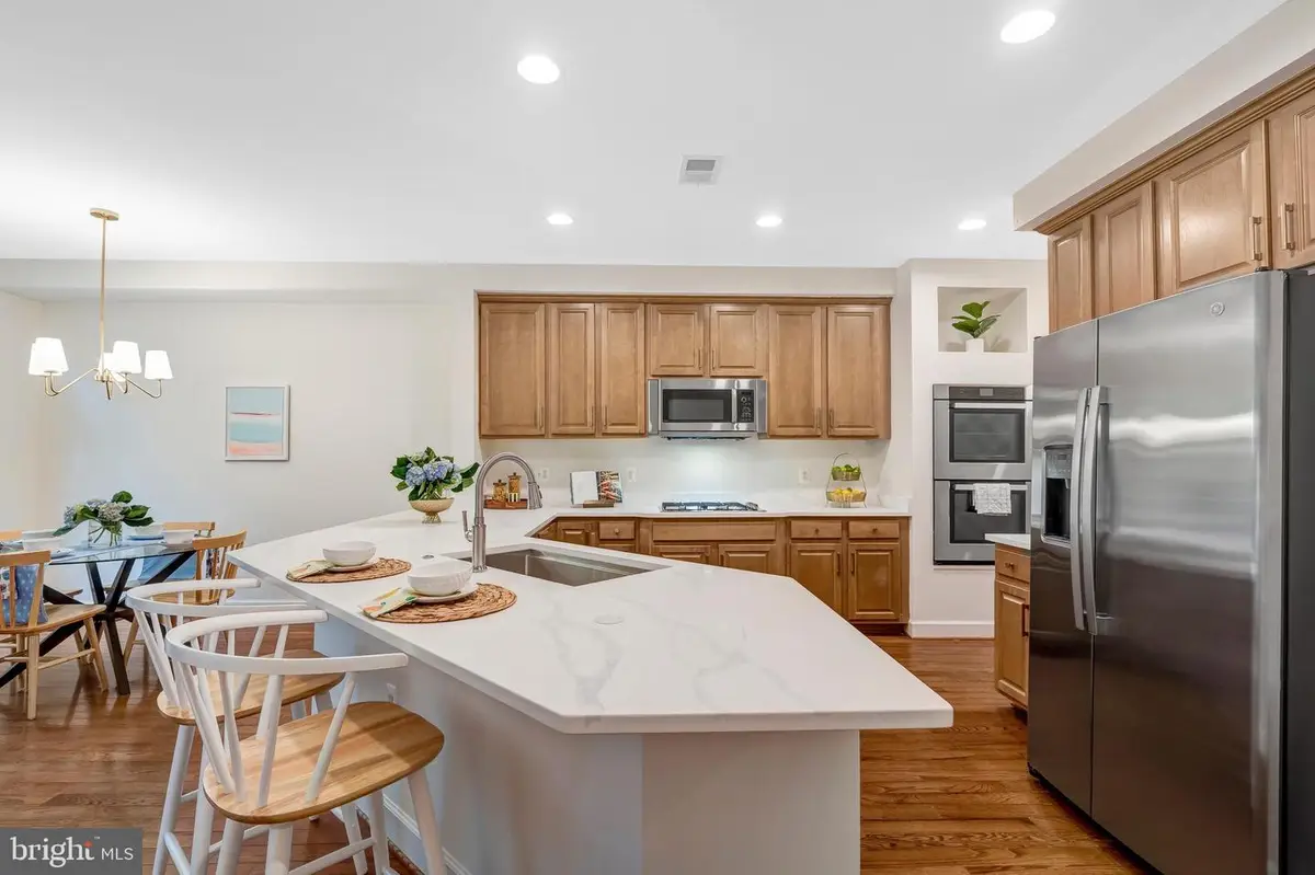 104 Herndon Mills Circle, Herndon, VA 20170 - #1
