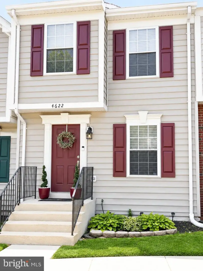 4622 Flatlick Branch Dr, Chantilly, VA 20151 - #1