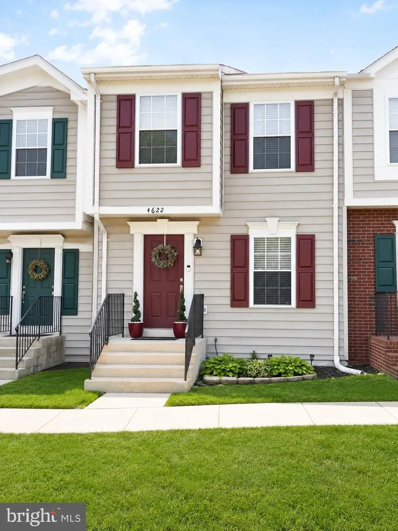 4622 Flatlick Branch Dr, Chantilly, VA 20151 - #2