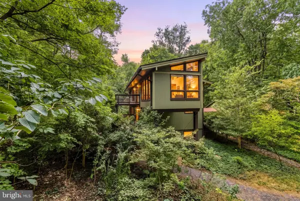 500 Walker Rd, GREAT FALLS, VA 22066
