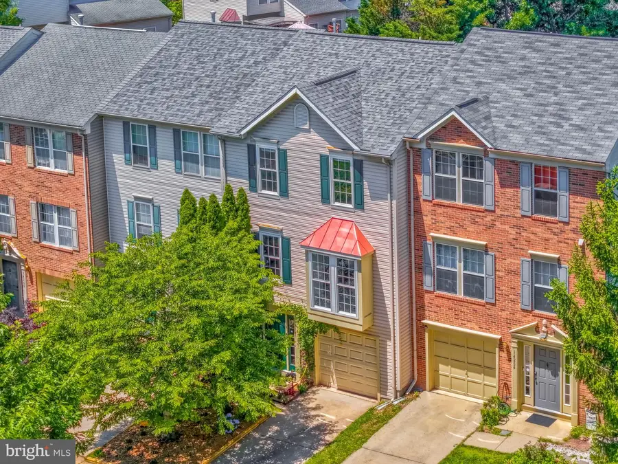 14256 Glade Spring Dr, Centreville, VA 20121 - #2