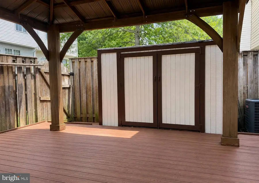 14829 Hancock Ct, Centreville, VA 20120 - #2