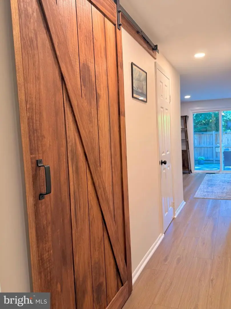 5968 Clerkenwell Ct, Burke, VA 22015 - #3