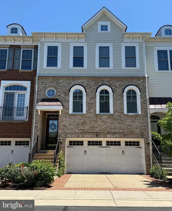 508 Hollingsworth Ter, HERNDON, VA 20170