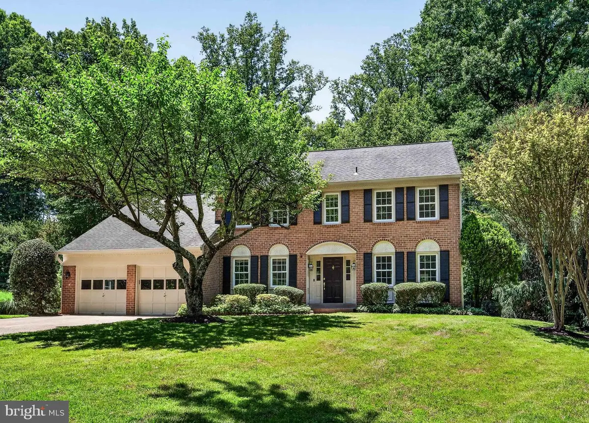 1808 Batten Hollow Rd, Vienna, VA 22182 - #1
