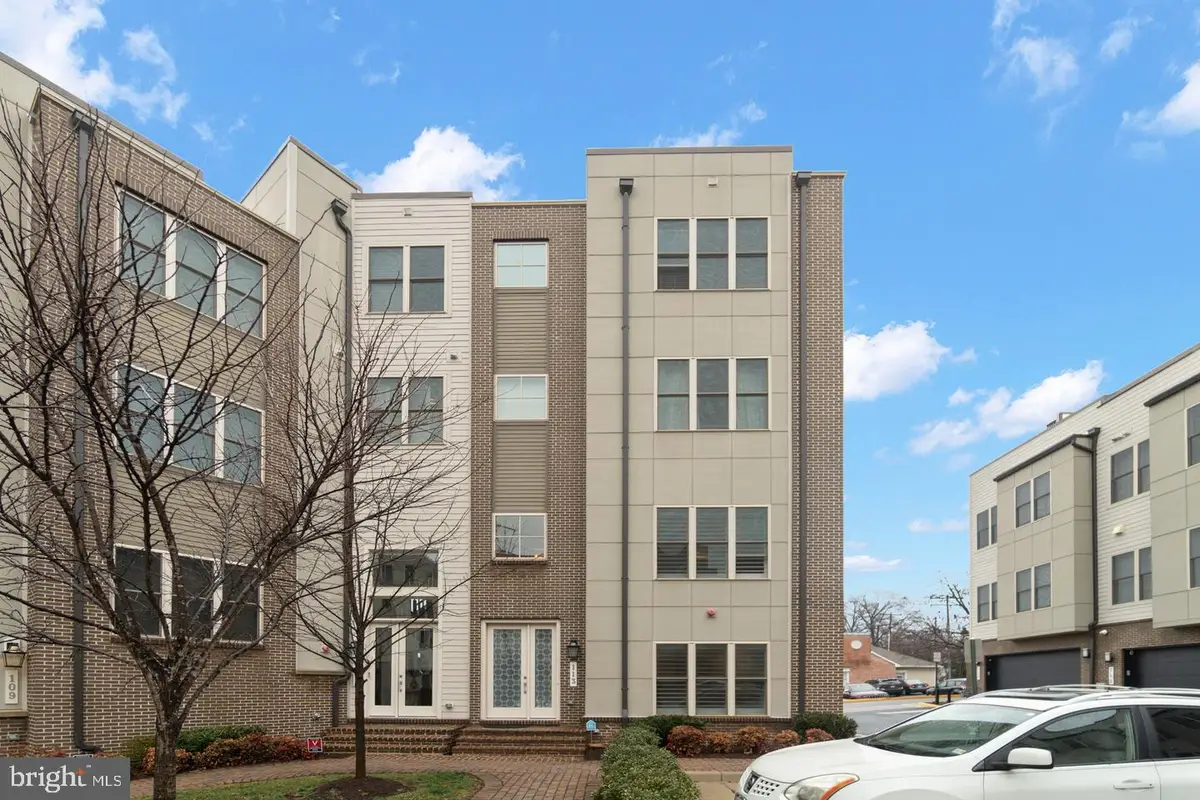 113 Dyer Ct., Herndon, VA 20170 - #1