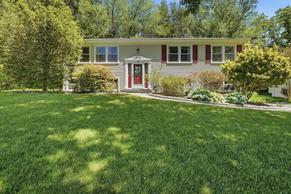 1811 Cranberry Ln, Reston, VA 20191 - #1