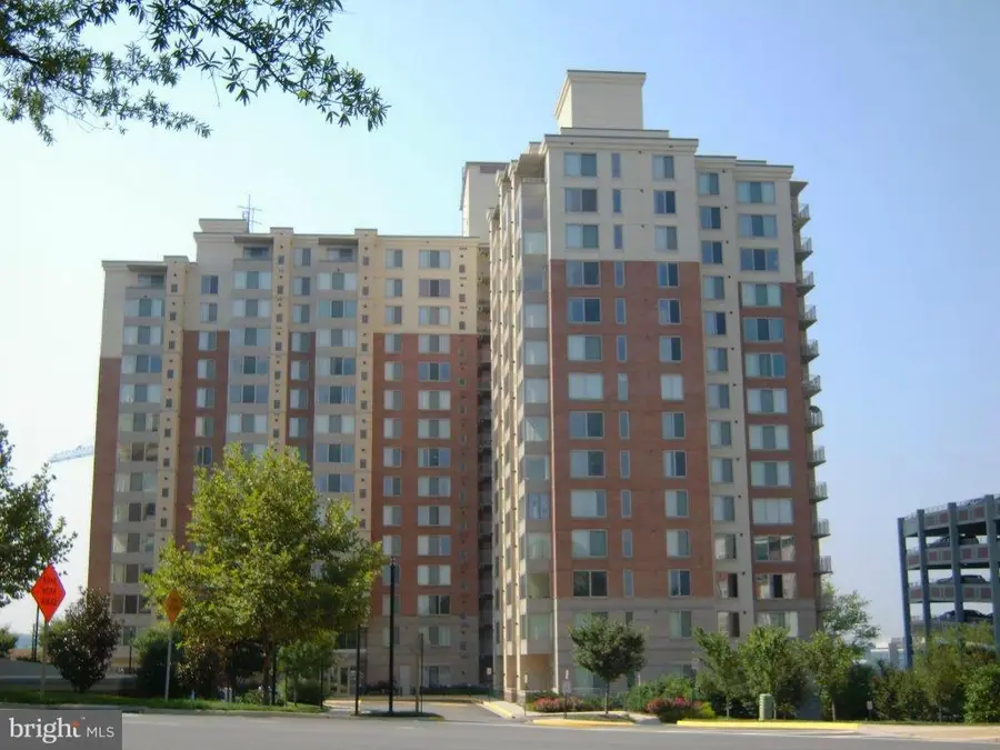 2726 Gallows Rd #1405, Vienna, VA 22180 - #2