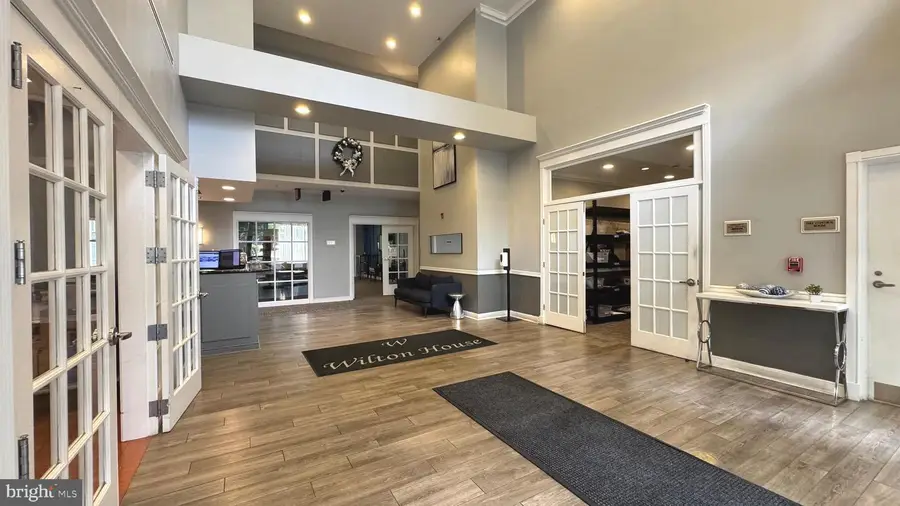 2726 Gallows Rd #1405, Vienna, VA 22180 - #3