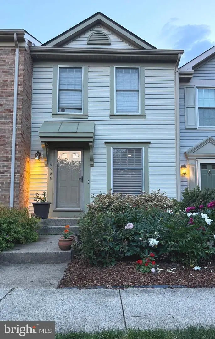 6526 Skylemar Trl, Centreville, VA 20121 - #2