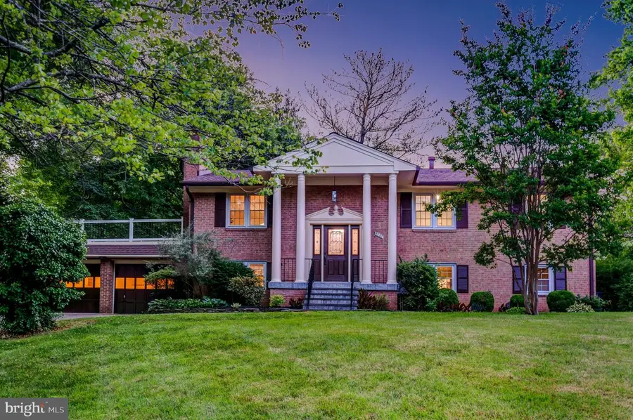 5227 Grinnell St, Fairfax, VA 22032 - #3