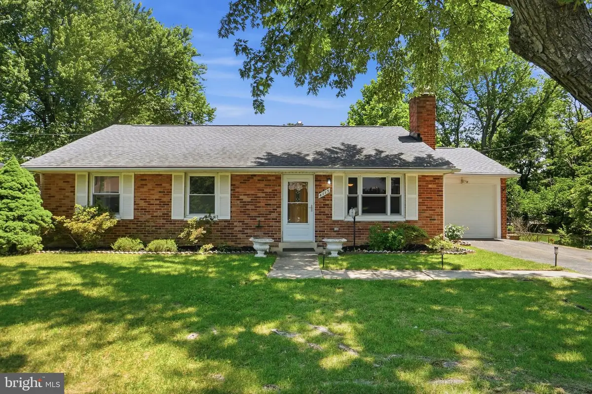 4115 Conrad Rd, Alexandria, VA 22312 - #1