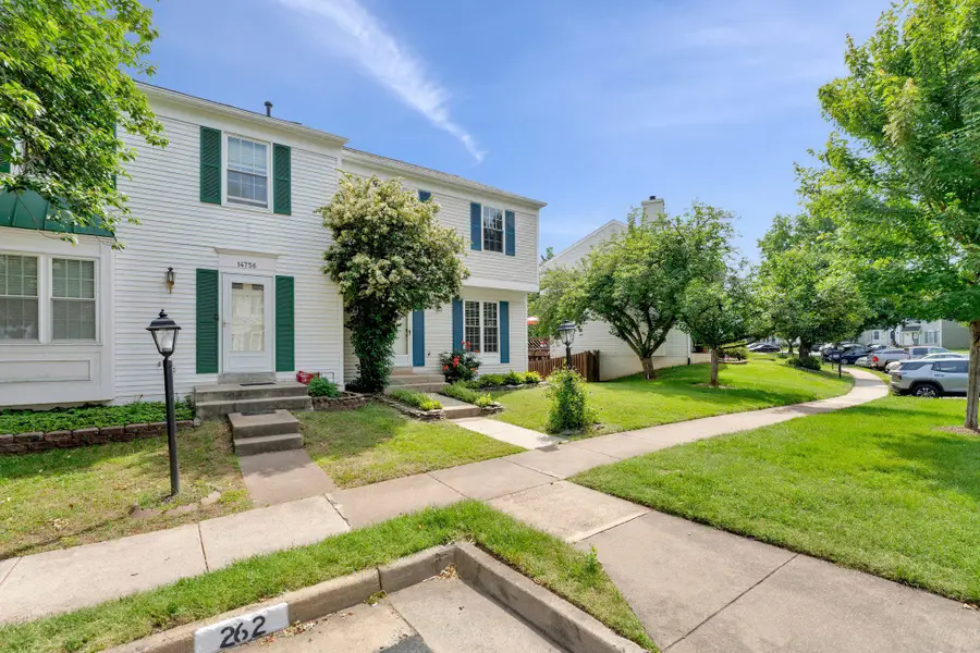 14754 Basingstoke Loop, Centreville, VA 20120 - #2