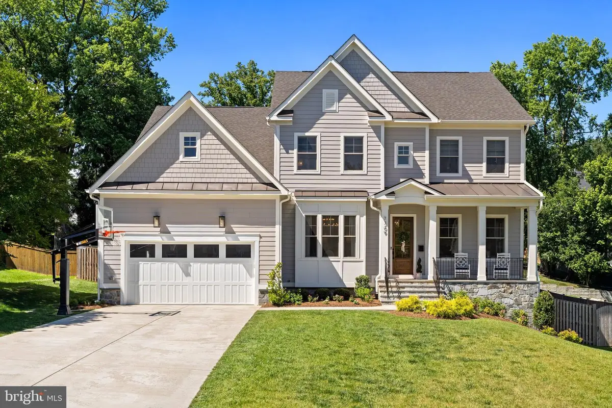7309 Redd Rd, Falls Church, VA 22043 - #1