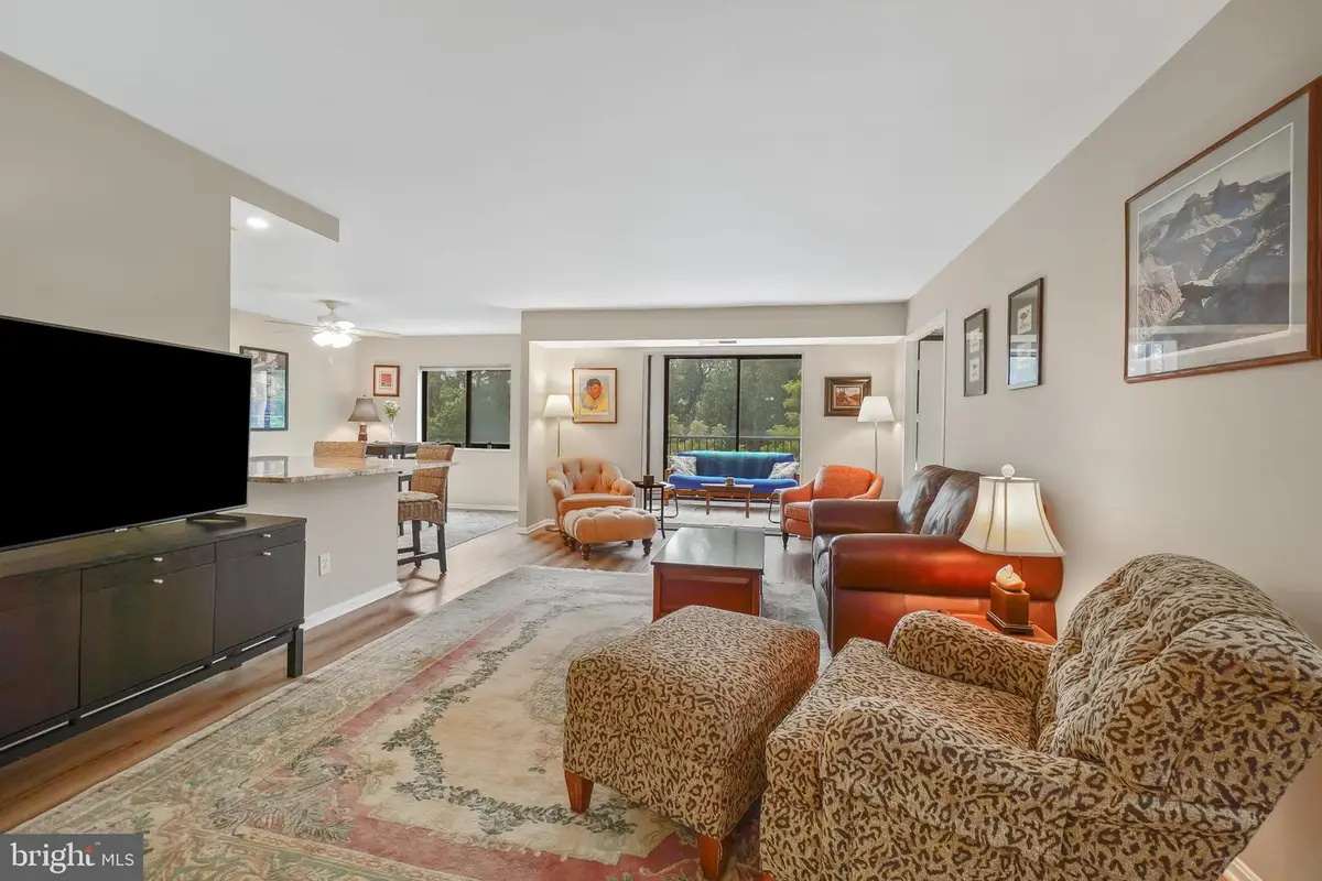 5902 Mount Eagle Dr #316, Alexandria, VA 22303 - #1