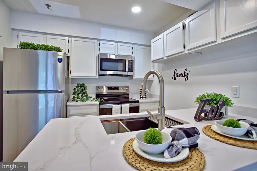1524 Lincoln Way #211, McLean, VA 22102 - #3