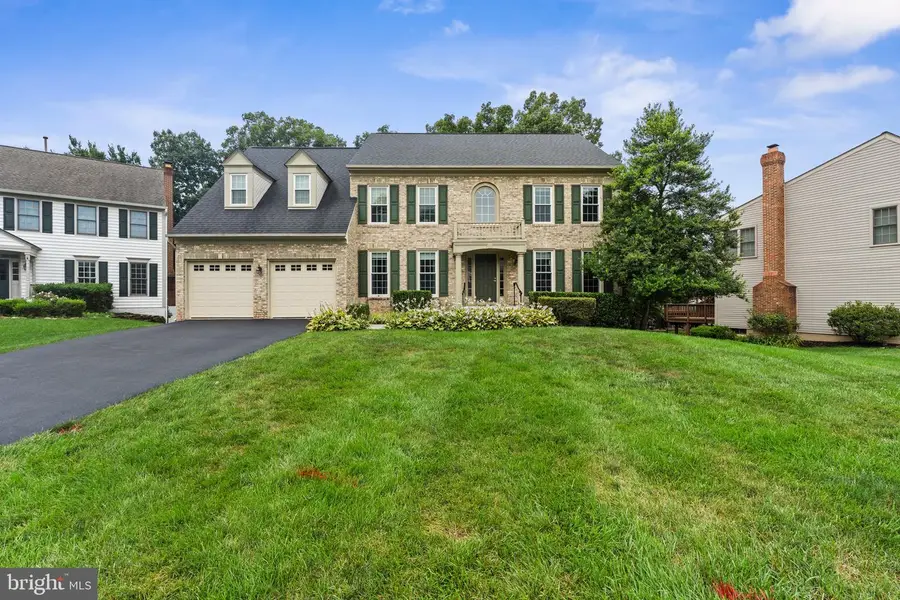 6705 Rock Fall Ct, Clifton, VA 20124 - #2
