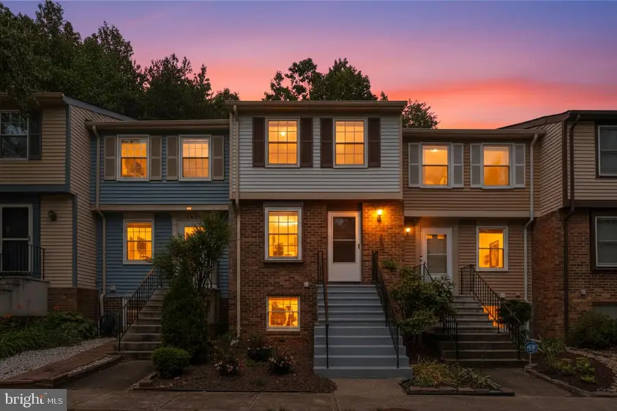 6844 Heatherway Ct, Alexandria, VA 22315 - #2