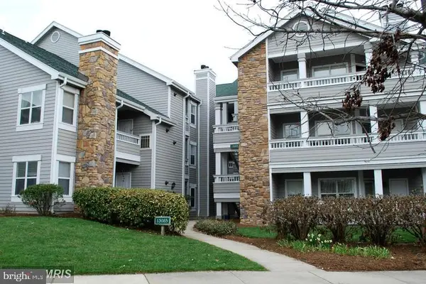 13085 Autumn Woods Way #105, FAIRFAX, VA 22033