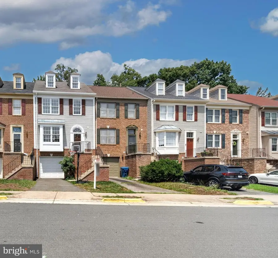 8730 Stone Hill Pl, Springfield, VA 22153 - #3
