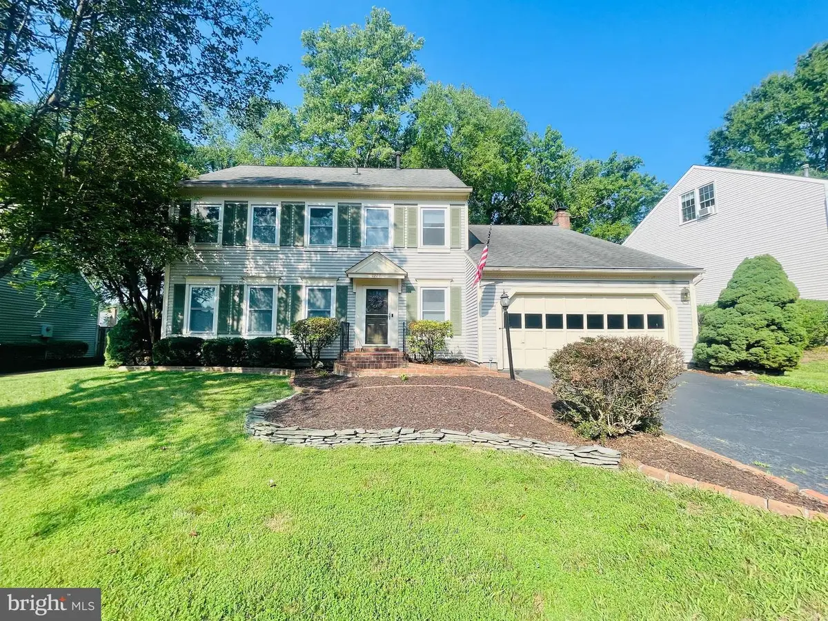 7227 Devereux Ct, Alexandria, VA 22315 - #1