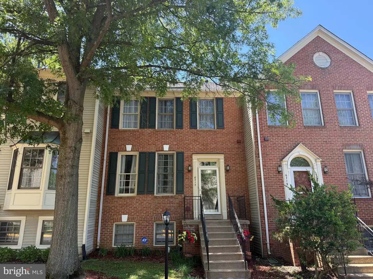 6717 Royal Thomas Way, Alexandria, VA 22315 - #1